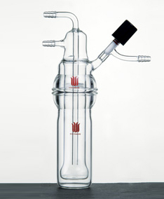 S735060 升華器（無(wú)油，兩片設(shè)計(jì)） 描述60mL升華器，全套 容量(mL)60 磨口50 O型圈型號(hào)229 夾子型號(hào)75